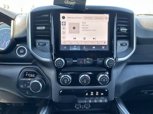 New 2026 RAM 1500 Express AWD/4WD image 23