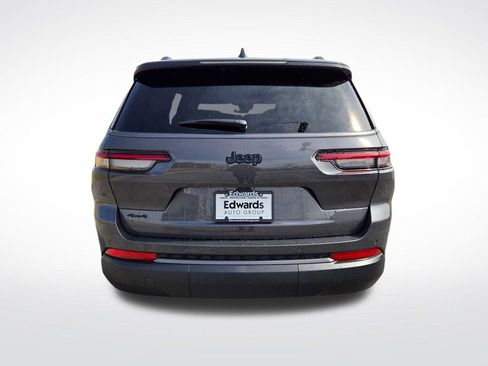 New 2026 Jeep Grand Cherokee L Limited w/ Limited Altitude Package AWD/4WD image 4