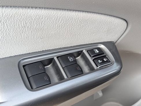 Used 2012 Subaru Forester 2.5X Limited image 26