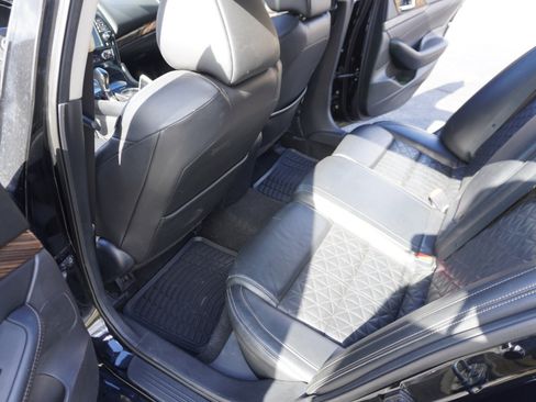 Used 2016 Nissan Maxima Platinum image 19