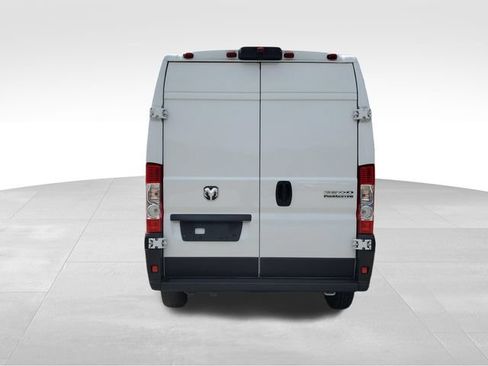 Used 2025 RAM ProMaster 2500 w/ Convenience Group FWD image 5