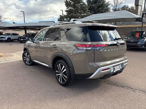 Used 2024 Nissan Pathfinder Platinum w/ Cargo Package image 7
