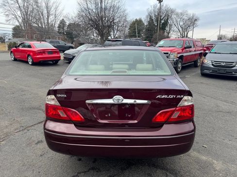 Used 2004 Toyota Avalon XLS image 6