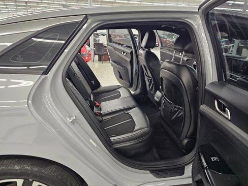 Used 2021 Kia K5 GT-Line FWD image 10