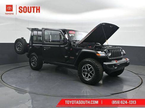 Used 2026 Jeep Wrangler Unlimited Rubicon AWD/4WD image 53