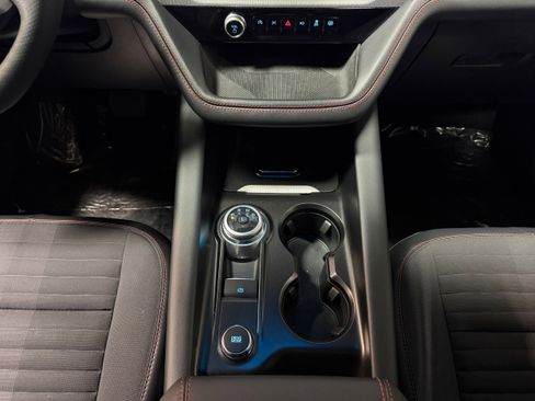 Certified 2025 Ford Explorer ST-Line image 24