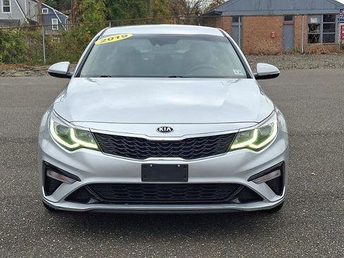 Used 2019 Kia Optima LX image 2