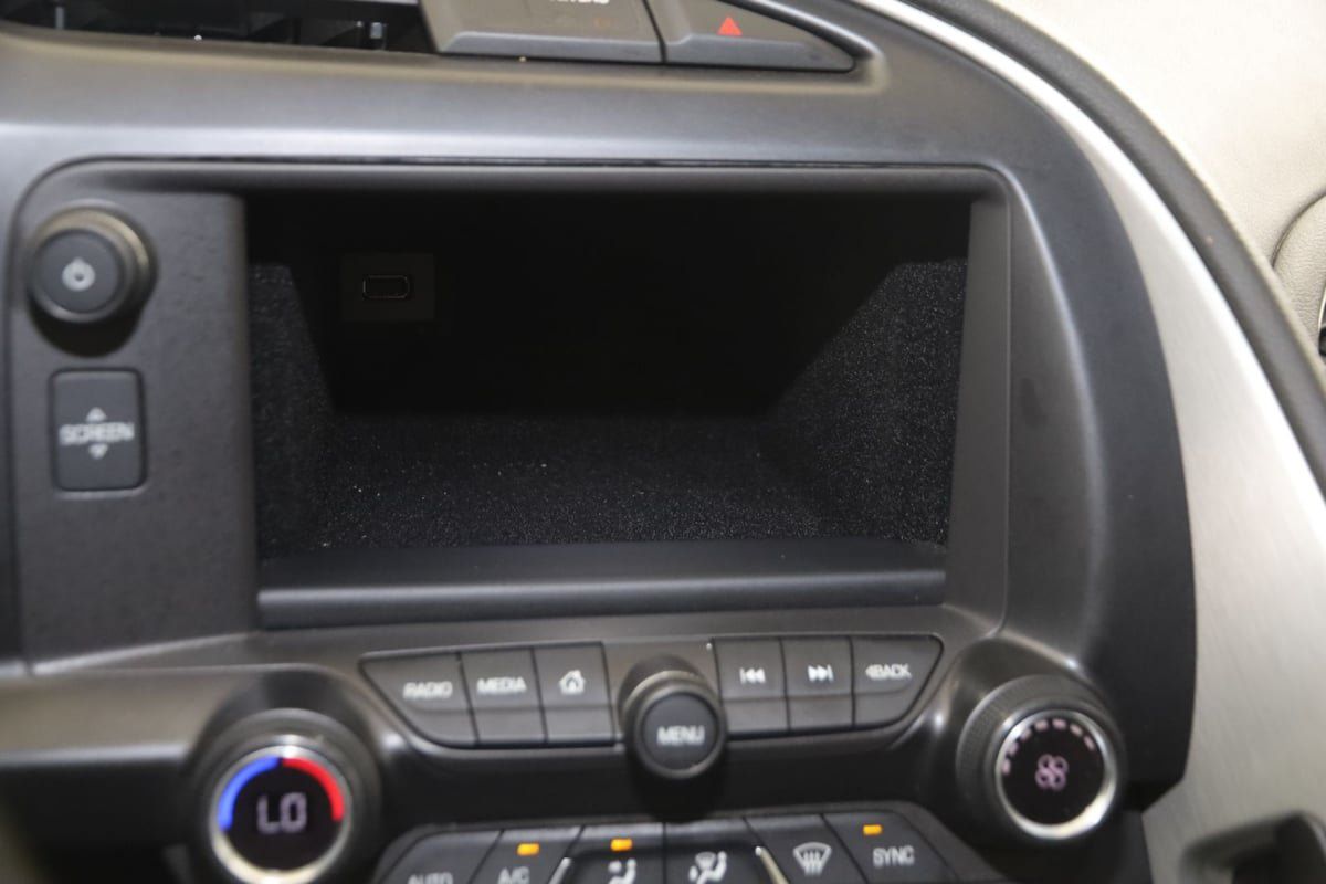 Used 2015 Chevrolet Corvette Stingray Coupe w/ ZF1 Appearance Package RWD image 30