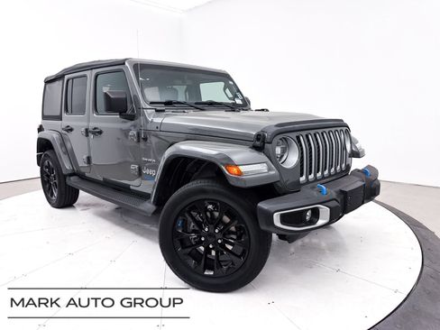 Used 2022 Jeep Wrangler Unlimited Sahara AWD/4WD image 1