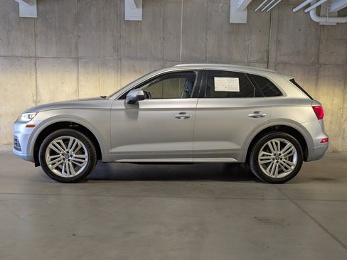 Used 2019 Audi Q5 Premium Plus image 2