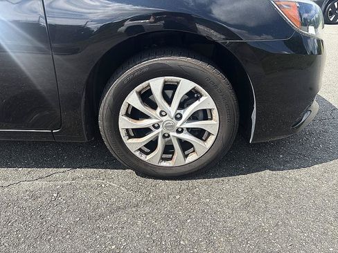 Used 2018 Nissan Sentra SV FWD image 11
