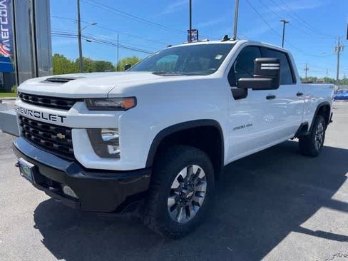 Certified 2022 Chevrolet Silverado 2500 Custom w/ Custom Convenience Package AWD/4WD image 17