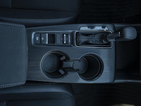 Certified 2025 Honda Civic Sport Touring image 27