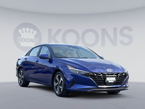Certified 2023 Hyundai Elantra SEL w/ Convenience Package FWD image 10