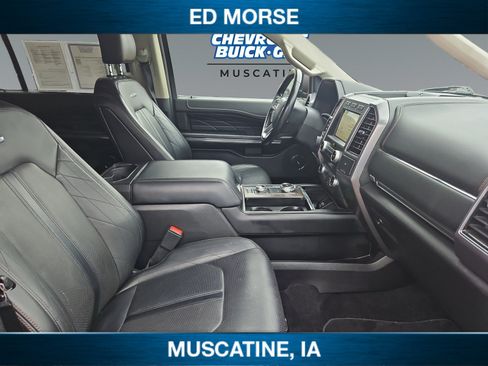 Used 2019 Ford Expedition Max Platinum AWD/4WD image 16