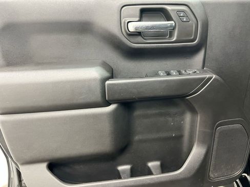 Used 2023 Chevrolet Silverado 1500 Custom AWD/4WD image 19