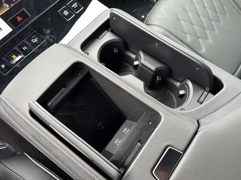 New 2026 INFINITI QX80 Autograph w/ Premium Cargo Package image 13