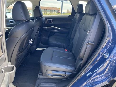New 2025 Kia Sorento X-Line EX image 37