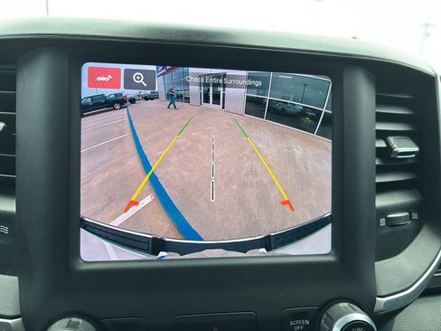 Used 2023 RAM 1500 Big Horn image 14