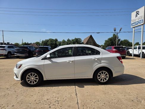 Used 2019 Chevrolet Sonic LT FWD image 4