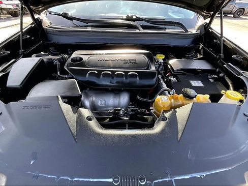 Used 2020 Jeep Cherokee Latitude Plus image 31