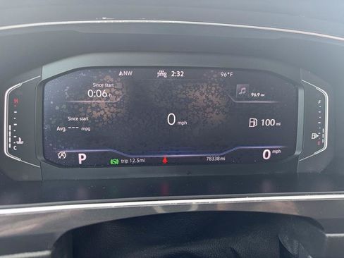 Used 2021 Volkswagen Tiguan SEL FWD image 12