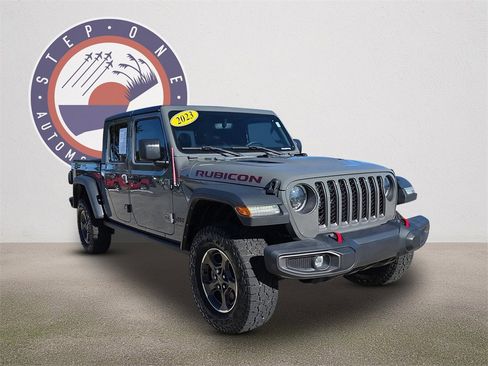 Used 2023 Jeep Gladiator Rubicon w/ LED Lighting Group image 2