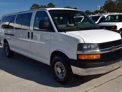 Used 2017 Chevrolet Express 3500 LT w/ LT Preferred Equipment Group
