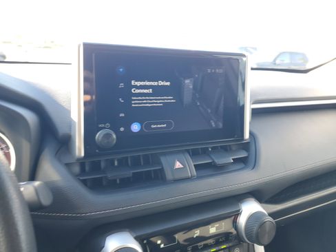 Used 2024 Toyota RAV4 LE image 19