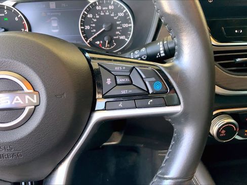 Used 2024 Nissan Altima 2.5 SV w/ SV Premium Package image 25