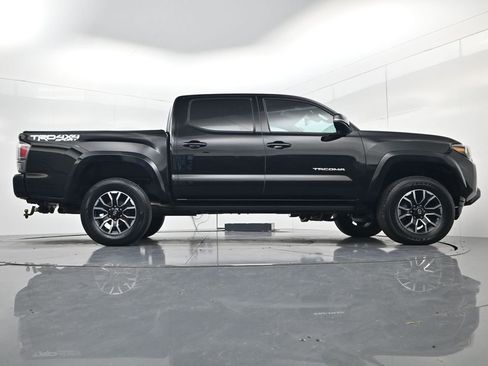 Used 2023 Toyota Tacoma TRD Sport AWD/4WD image 48