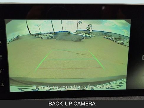 Certified 2025 Nissan Kicks SV image 18