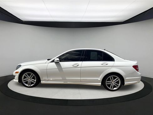 Used 2014 Mercedes-Benz C 300 4MATIC Sedan image 4
