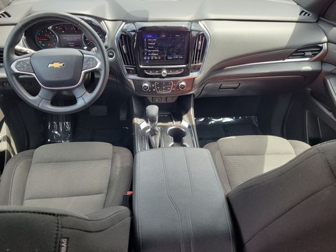 Used 2023 Chevrolet Traverse LT FWD image 14
