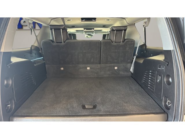 Used 2019 Chevrolet Suburban LT AWD/4WD image 16