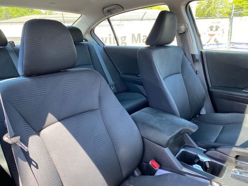 Used 2014 Honda Accord LX image 15