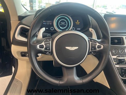 Used 2020 Aston Martin DB11 Volante RWD image 10