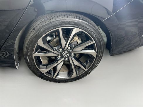 Used 2019 Honda Civic Sport image 11