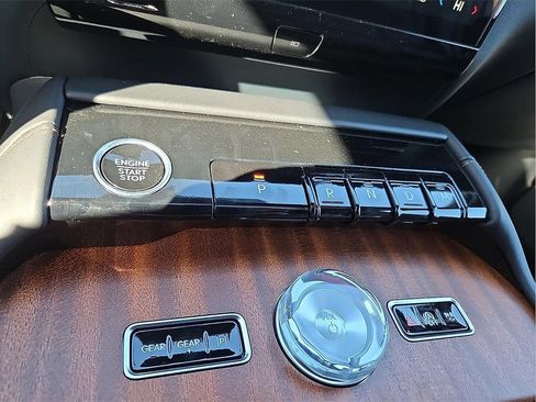 New 2026 Lincoln Navigator Black Label image 15