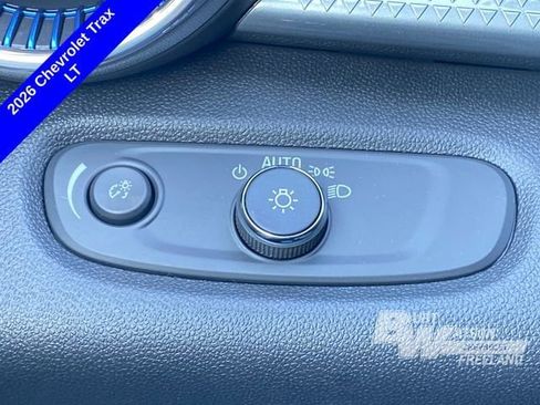 New 2026 Chevrolet Trax LT w/ Driver Confidence Package image 29