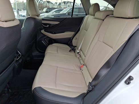 Used 2022 Subaru Outback Limited w/ Popular Package #2 image 10
