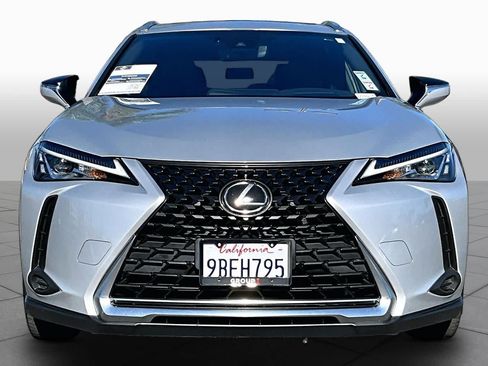 Used 2019 Lexus UX 200 w/ Premium Package FWD image 3