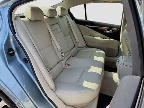 Used 2019 INFINITI Q50 Luxe w/ Essential Package (3.0T Luxe) AWD/4WD image 29