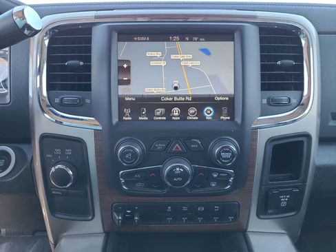 Used 2015 RAM 2500 Laramie w/ Black Appearance Group image 24