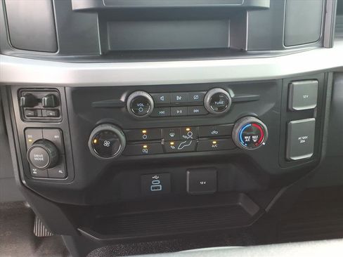 Used 2023 Ford F250 XL w/ XL Off-Road Package image 18