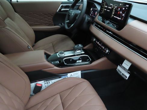 New 2026 Mitsubishi Outlander SEL AWD/4WD image 25