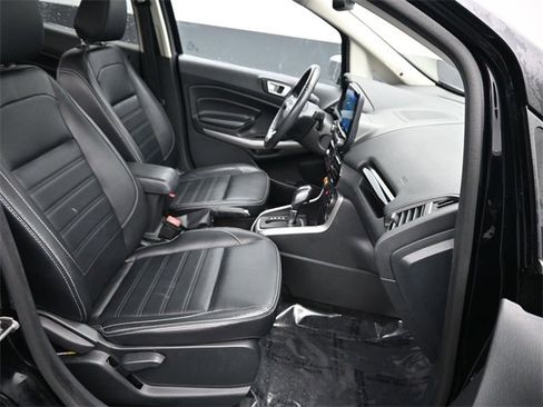 Used 2022 Ford EcoSport Titanium w/ Interior Protection Package image 8