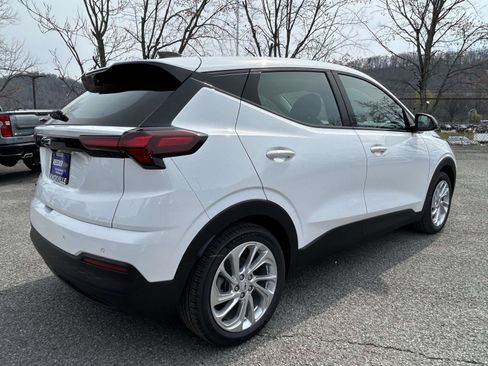 New 2027 Chevrolet Bolt LT w/ Comfort Package FWD image 3