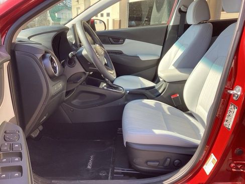 Certified 2023 Hyundai Kona SEL image 9