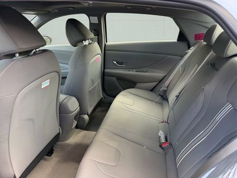 New 2026 Hyundai Elantra SEL Sport image 5